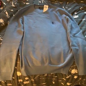 Men’s blue sweater